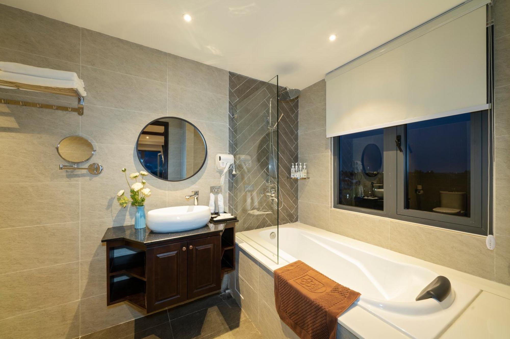 Eco Lux Riverside Hotel&Spa Hoi An Exterior foto